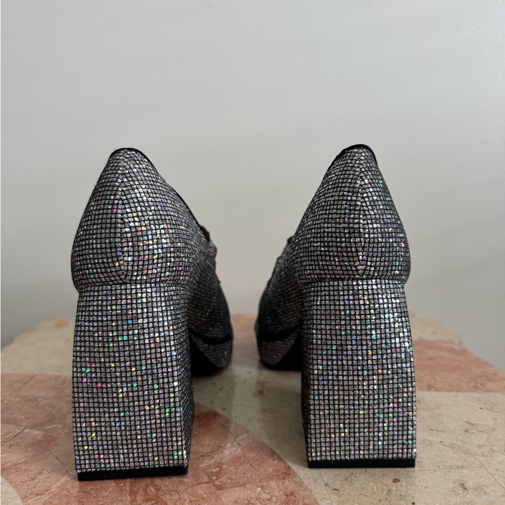 GB Gianni Bini 2-Night shiny Mary Jane platform pump Size 6.5 - Picture 6 of 7